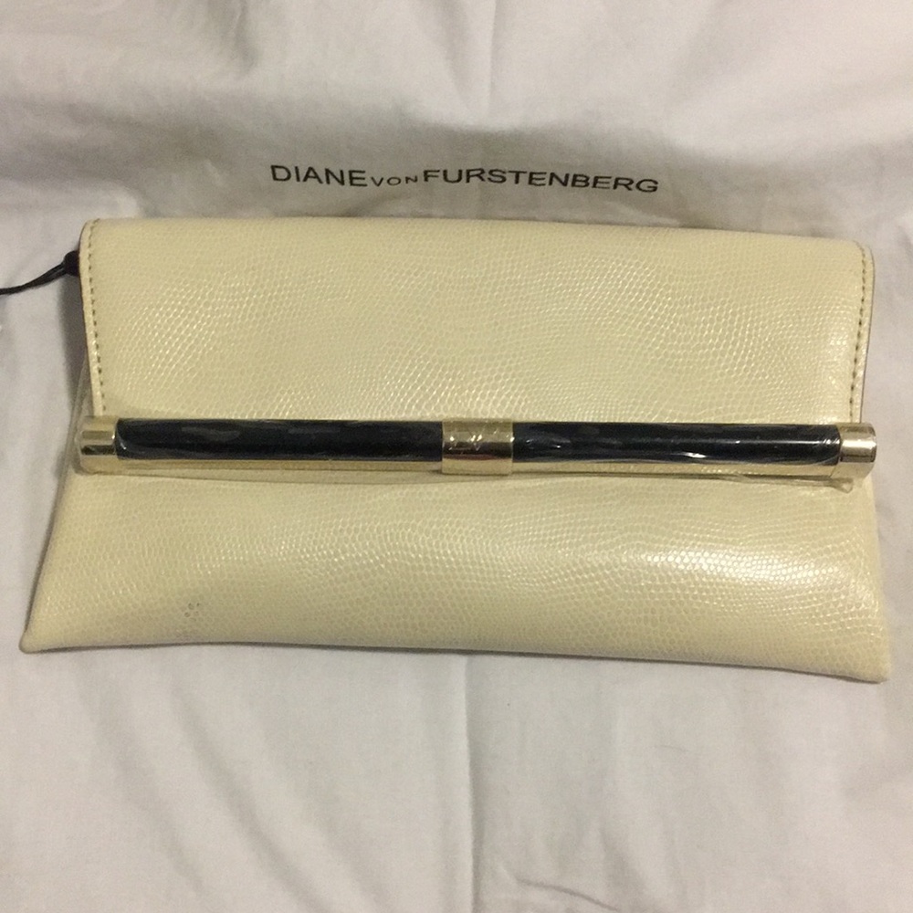 DVF 440 Envelope Evening Clutch - Embossed Lizard